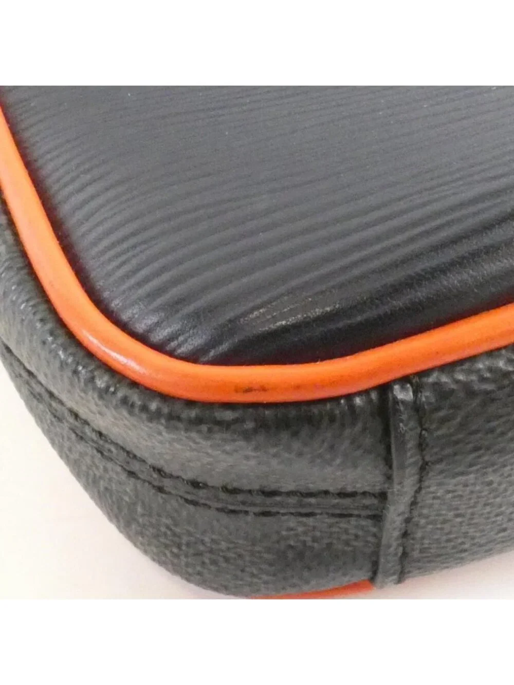 Louis Vuitton Epi Damier Graphite Danube Slim Shoulder